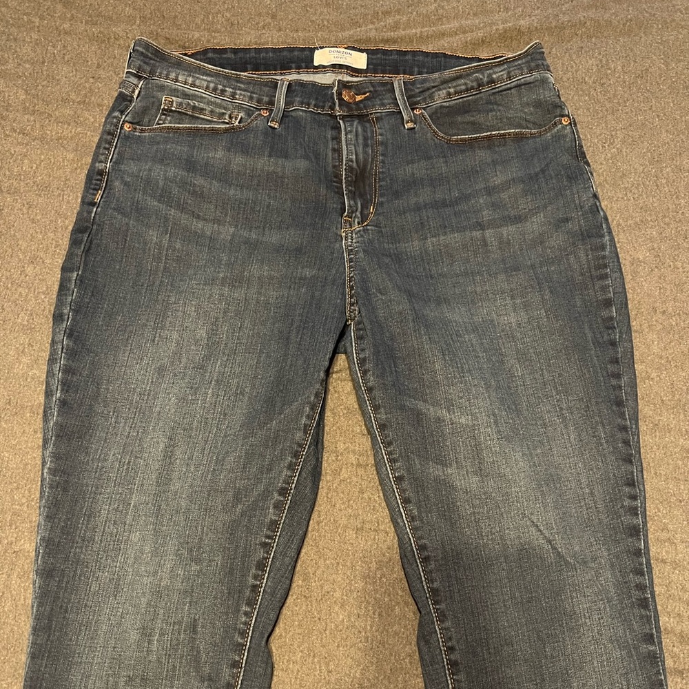 Denizen by Levi’s High Rise Skinny Jean size 16